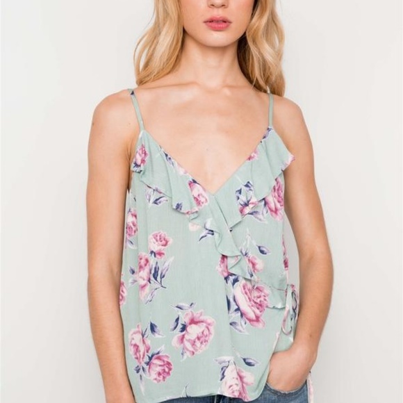 ⚡️Sale⚡️Wraparound Ruffle Tie Cami Top - Picture 2 of 4